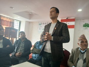 दाङका कांग्रेस उम्मेदवार जिताउन काठमाडौंमा युवा भेला