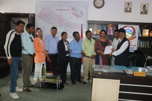 प्रेस स्वतन्त्रता संरक्षणका लागि प्रेस सेन्टर दाङले बुझायो १० बुँदे ज्ञापनपत्र