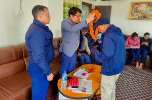 गढवा गाउँपालिकामा नयाँ बरिष्ठ लेखा अधिकृत वलीको स्वागत