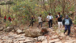 घोराही उपमहानगरले नागरिकलाई खानेपानीको सुविधा पुराउन मुहान खोज्दै