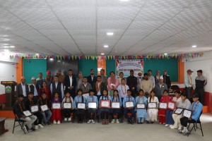 पालिका स्तरीय परीक्षामा उत्कृष्ट नतिजा ल्याउन सफल विद्यार्थीलाई रुन्टीगढी गाउँपालिका द्वारा बधाई तथा सम्मान 