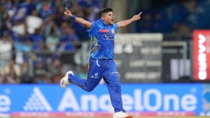 आईपिएलः मुम्बईको पहिलो जीत, कोलकाता ८ विकेटले पराजित