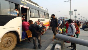 दसैँमा छ लाख ११ हजार बढीले छाडे काठमाडौँ