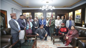 शिक्षकका मागलाई सरकारले गम्भीर रूपमा लिनुपर्छ : अध्यक्ष प्रचण्ड