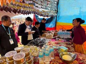 सिसहनियाँ महोत्सवमा खाद्य प्रविधिको अनुगमन