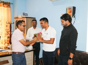राप्ती गाउँपालिकाद्वारा सरुवा भई आएका कर्मचारीलाई स्वागत