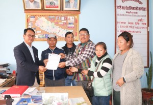 स्थानीय पुस्तकमा मगर समुदायको गलत व्याख्या भएको भन्दै नेपाल मगर संघद्वारा ध्यानाकर्षण