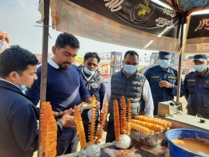 तुलसीपुर महोत्सवका  होटेलहरुको अनुगमन