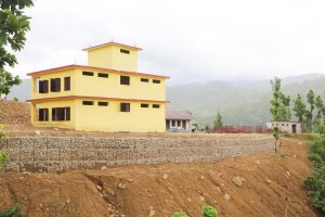 पर्खाल निर्माणपछि विद्यालय सुरक्षित, पढाइ सहज