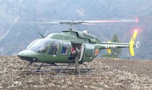 हेलिकप्टरबाट  बाजुराको कोल्टीबाट दुई जना गर्भवतीको  उद्धार