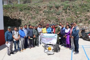 डढेलो नियन्त्रण सामाग्री इलाका प्रहरी कार्यालय होलेरीलाई हस्तान्त्रन