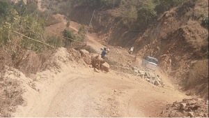 तुलसीपुर–कपुरकोट सडक खण्ड दिउँसोमा ७ घण्टा बन्द
