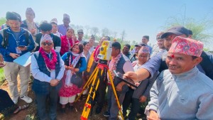 दाङकाे तुलसीपुरमा लालपुर्जा वितरणका लागि सुरु भयो जग्गा नापजाँच