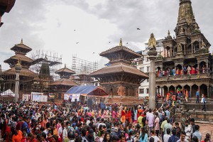 आज देशभर श्रीकृष्ण जन्माष्टमी मनाइँदै, कृष्णमन्दिरमा भक्तजनको भीड