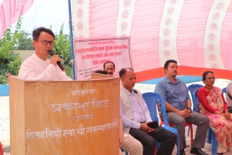 राप्ती गाउँपालिकामा ८ सय बढी मजदुरको निःशुल्क दुर्घटना बीमा र स्वास्थ्य परीक्षण