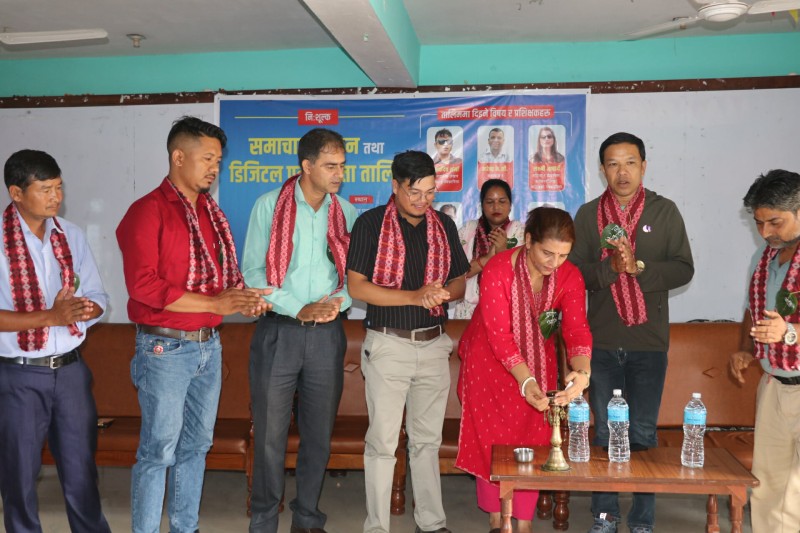 घोराहीमा निःशुल्क पत्रकारिता तालिम सुरु