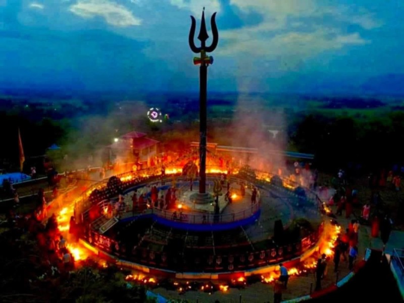 धारपानी मन्दिरमा लोक  भजन  प्रतियोगिता हुने