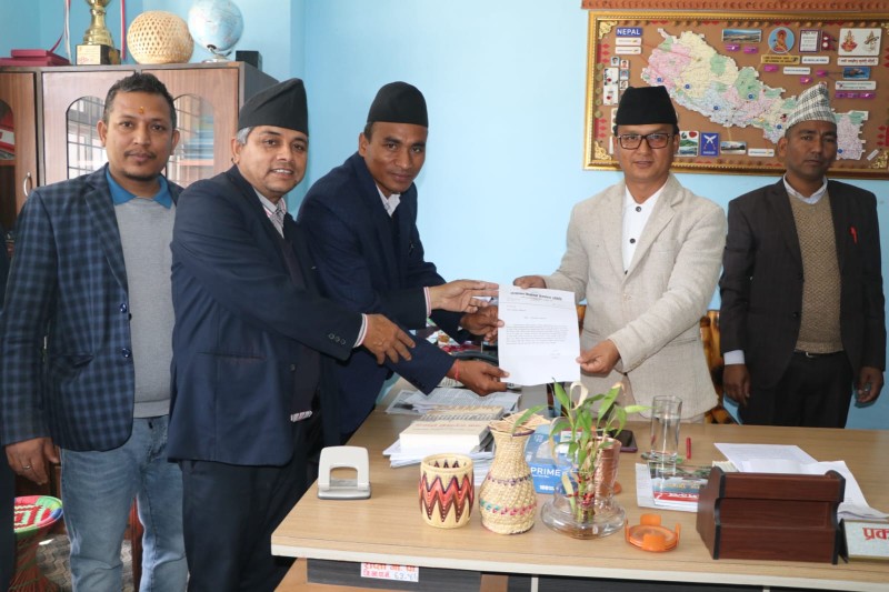 "संस्थागत विद्यालयहरूको मागबारे छलफल गर्छौं" – अध्यक्ष विष्ट