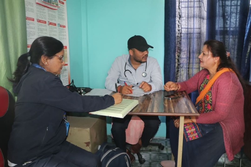 राप्ती गाउँपालिकामा निःशुल्क पाठेघरकाे क्यान्सर परीक्षण, दुई सय बढीले लिए सेवा