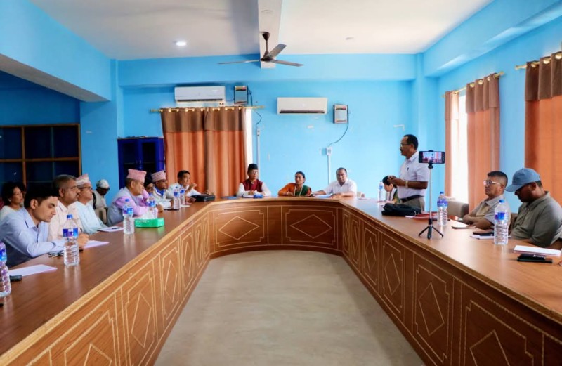 राप्तीमा आगामी निति तथा कार्यक्रम तर्जुमा सम्बन्धी सरोेकारवालाहरुसँग सुझाव संकलन